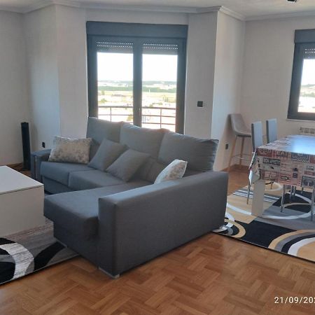 Vut El Negrillo 15 Apartment Astorga Bagian luar foto